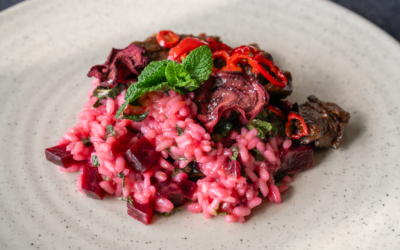 Veganes Rote Bete Risotto mit Rote Bete Chips
